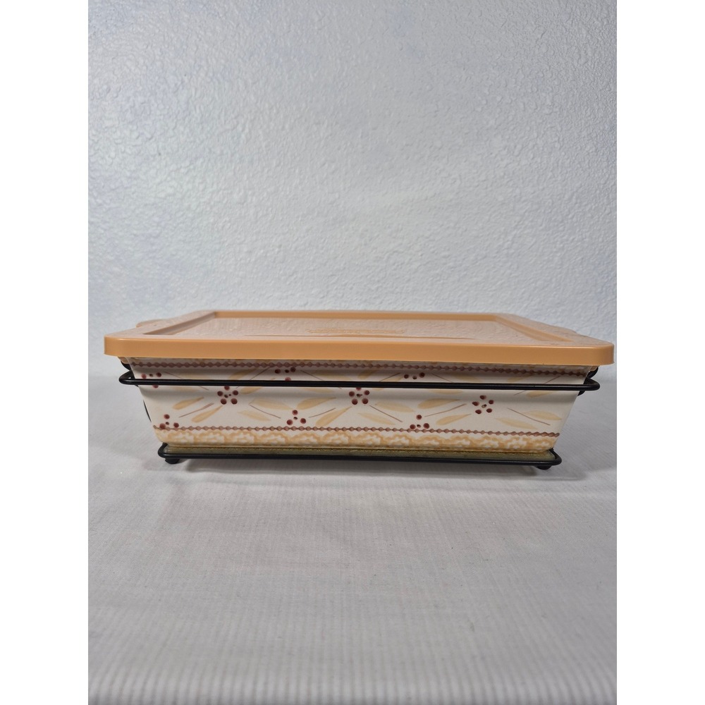 Temp-tations Old World 2.5 QT Rectangular Baker Yellow With Lid Rack Trivet